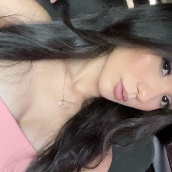 @jacquelinerom_