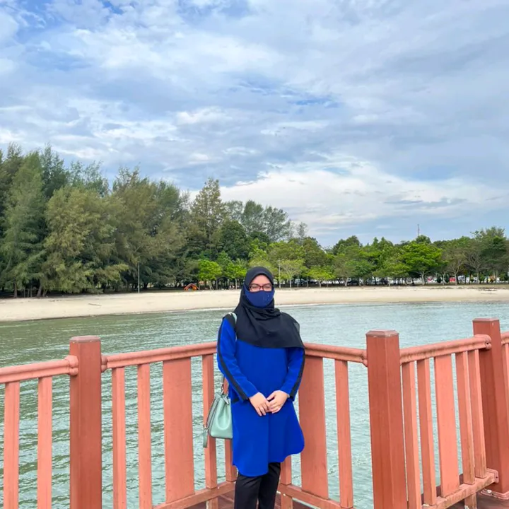 @farahhana1404