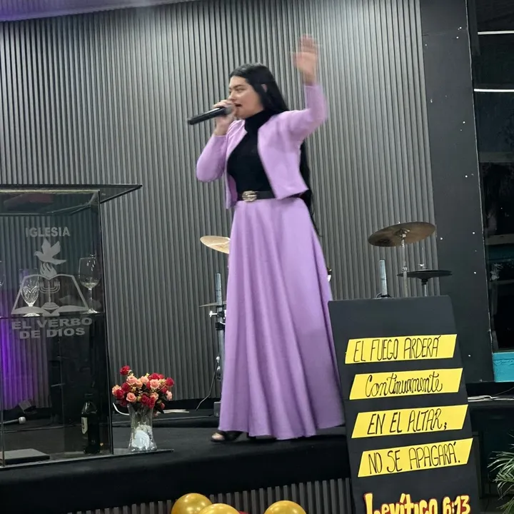 @pastorajessica08
