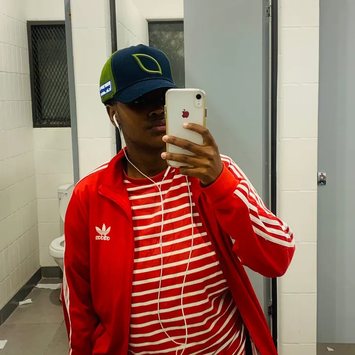 @sanele_mntimande