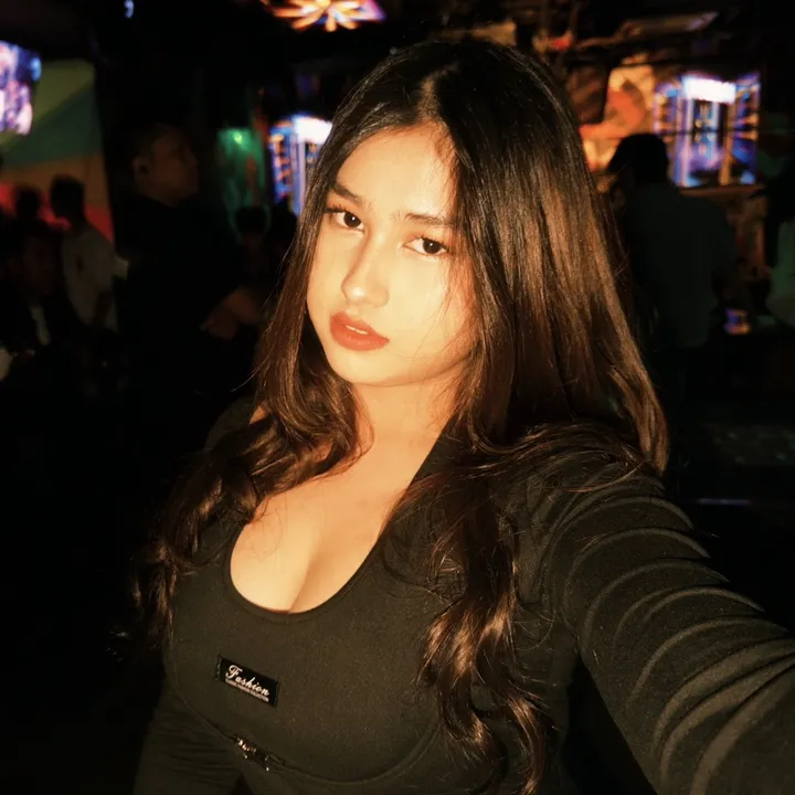 esther.sharonn