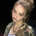 @8iconicella
