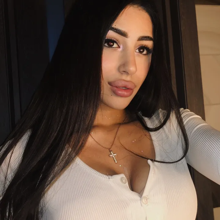 arminaa1005