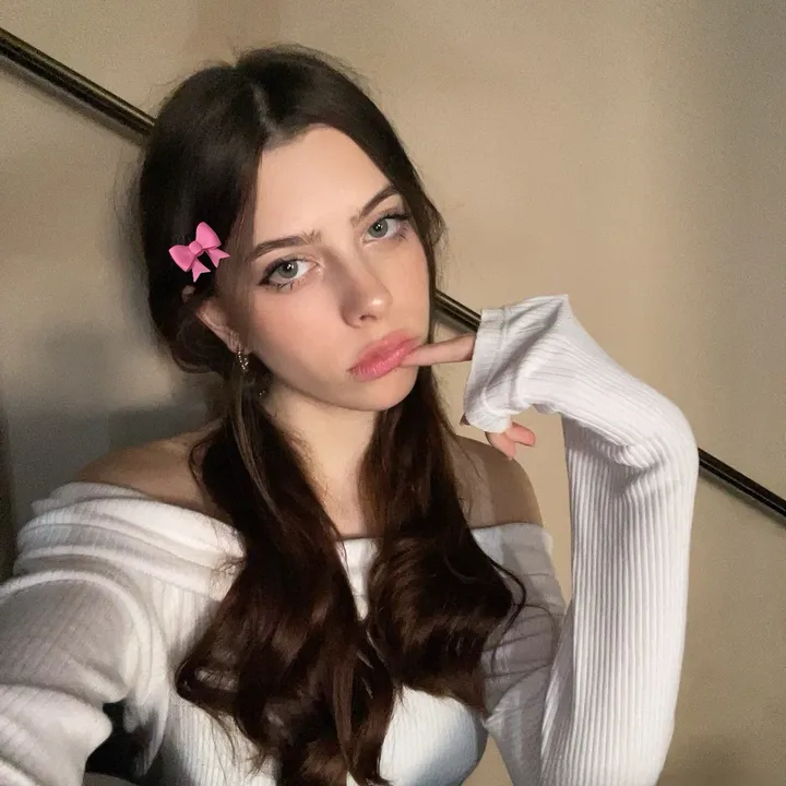 @laurakatsz