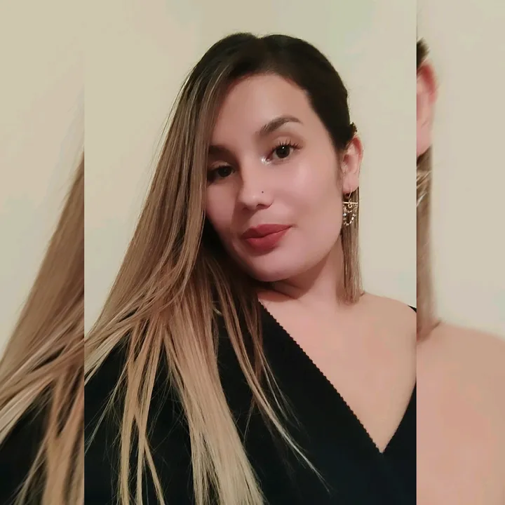@_helenaduarte