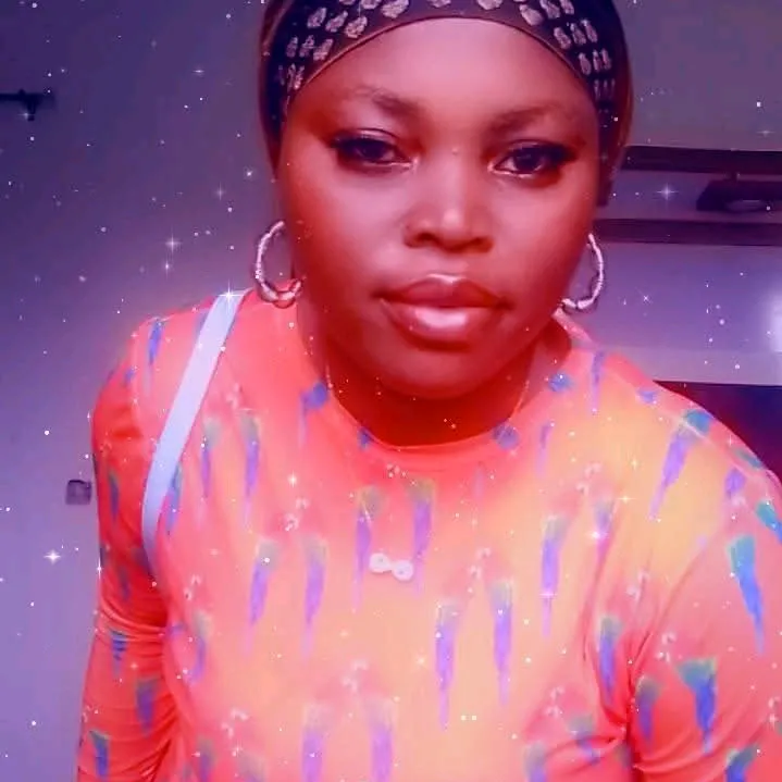 @queen.esther242