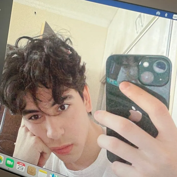@kaanisonlinee