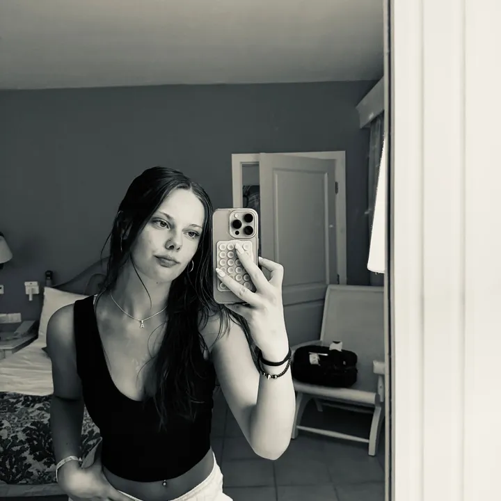@amaparoduran_