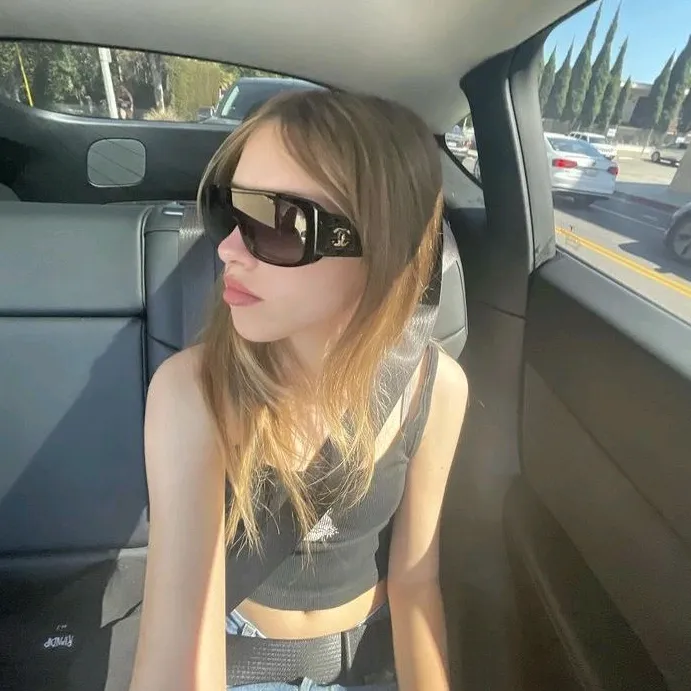 @maisiedekrassel_