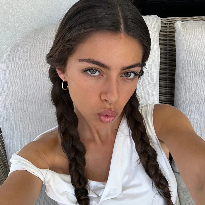 @vitoriacampo_