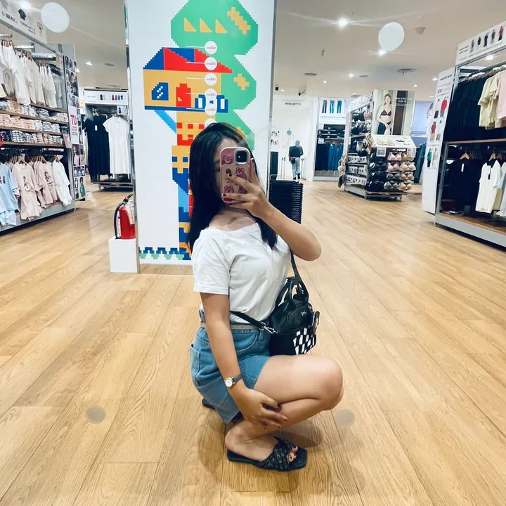 @aayuuu211