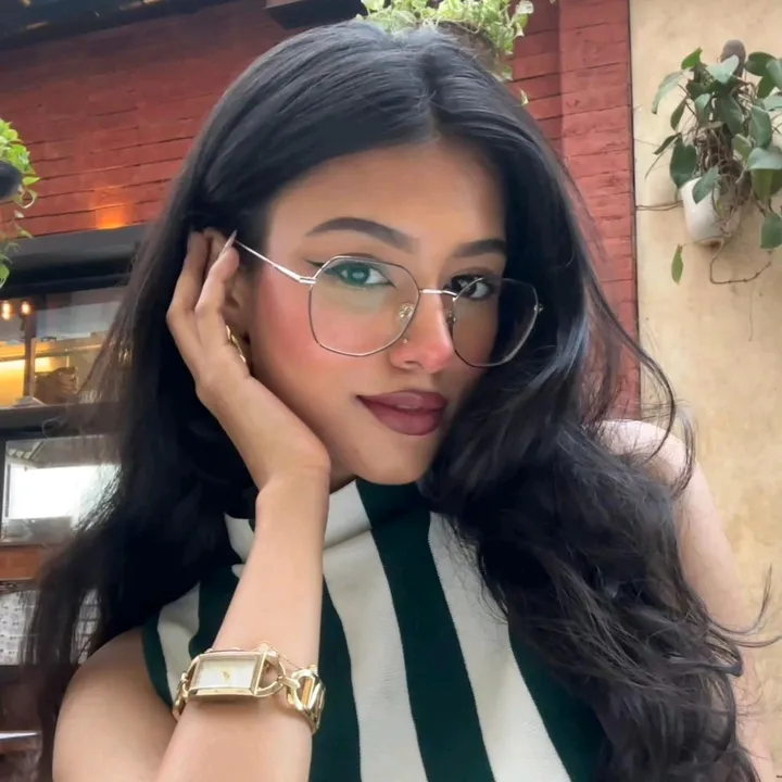 @anushka_singh_07