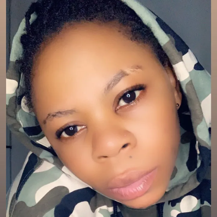vickyxra_