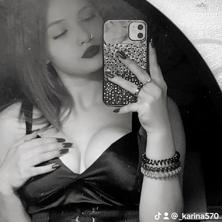 _karina570