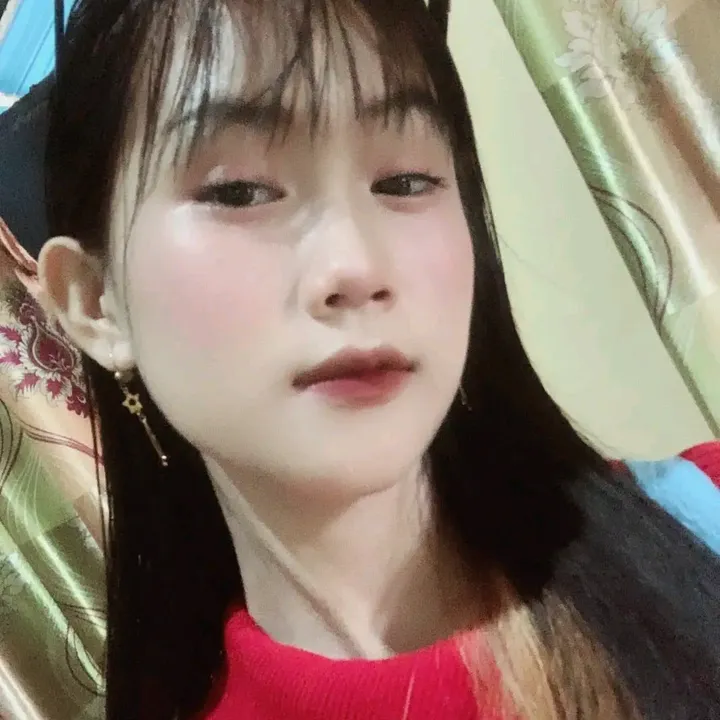 @emmong95