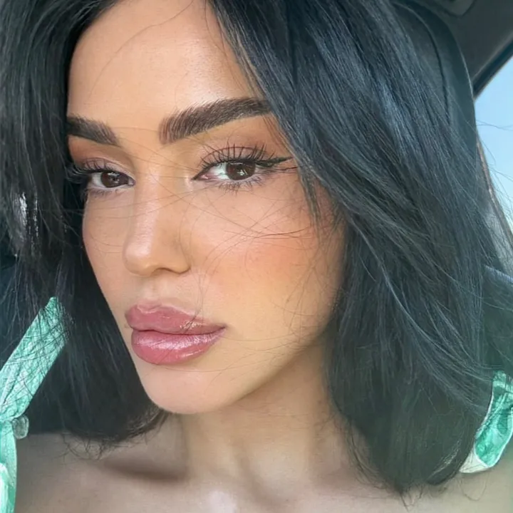 @ah.natia