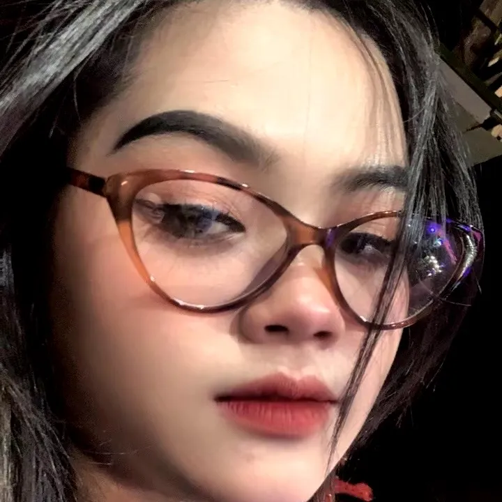 @ayumoyyy