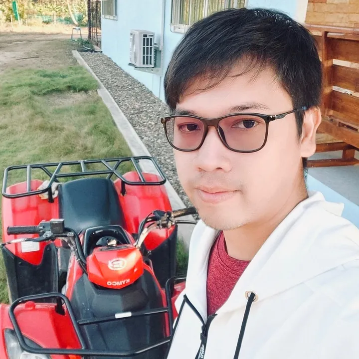 pyai44