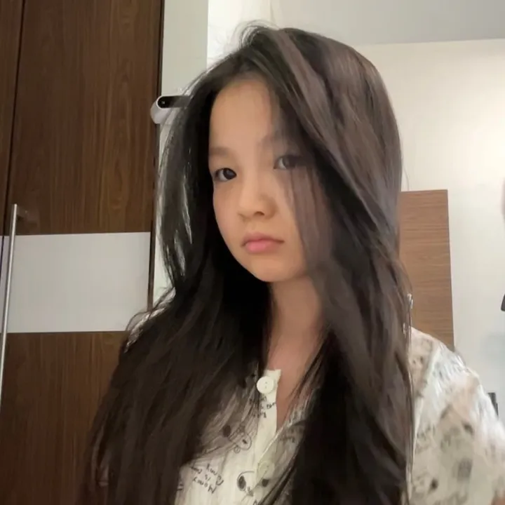 @angela_dxb_