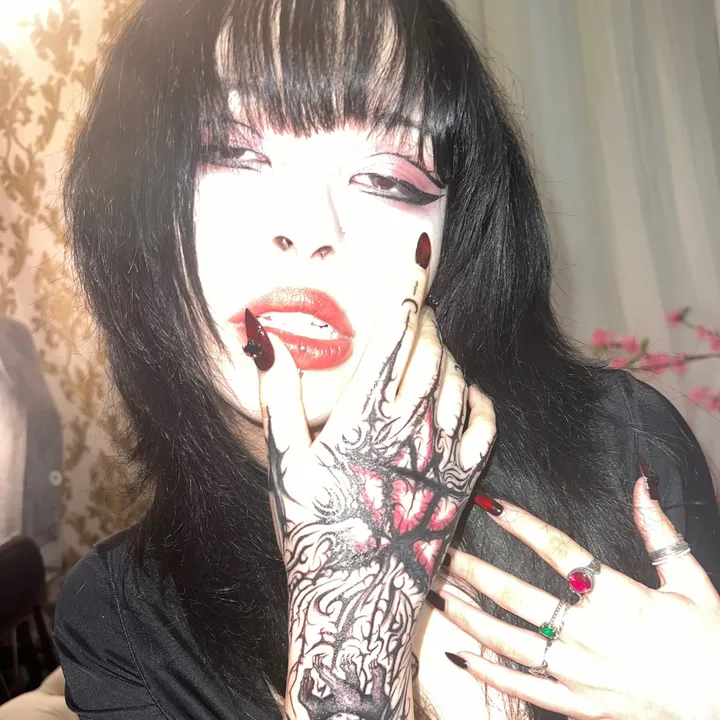 @tsuuyukiii