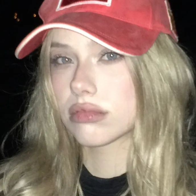 hilda_romantique