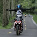 @userr15v