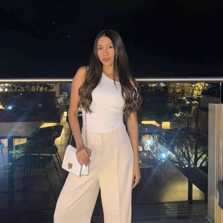 adrianachavezz1