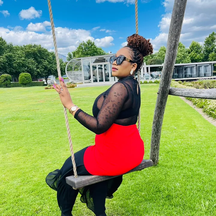 zizikazi_khuphiso
