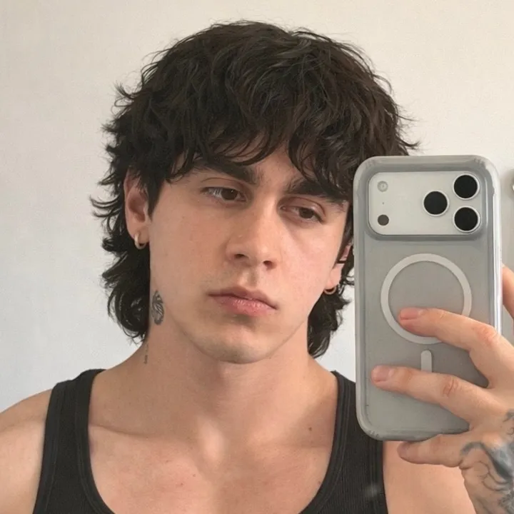 @carlosbelcast