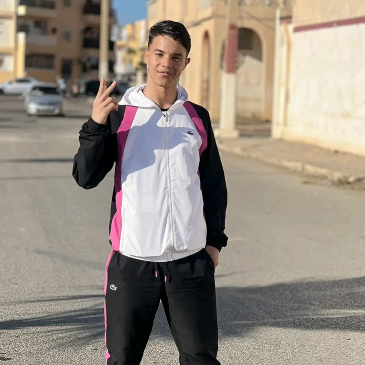 @akram._.esm