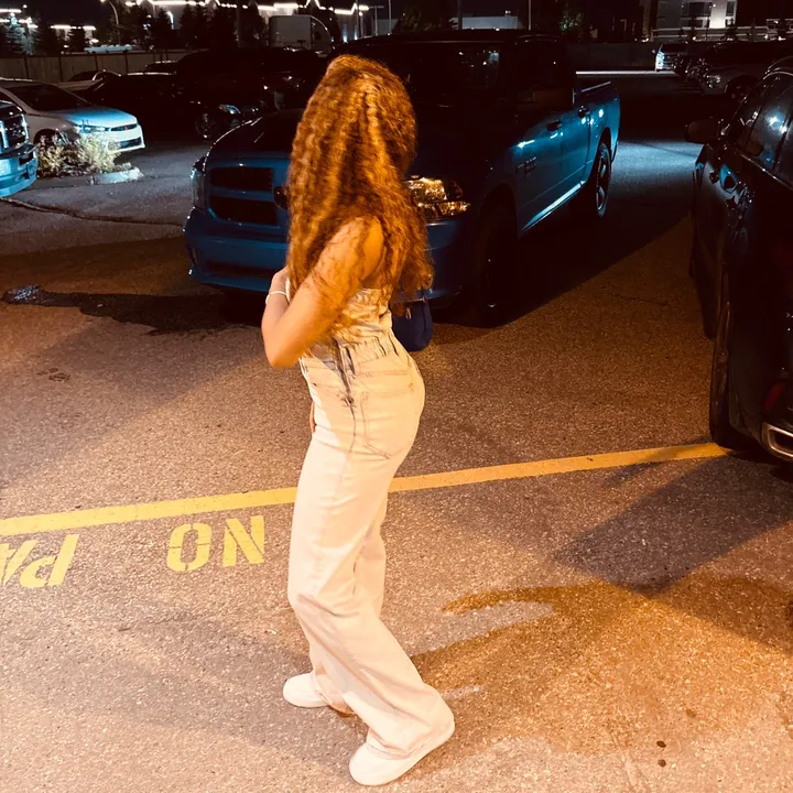 @barbiegirlbre