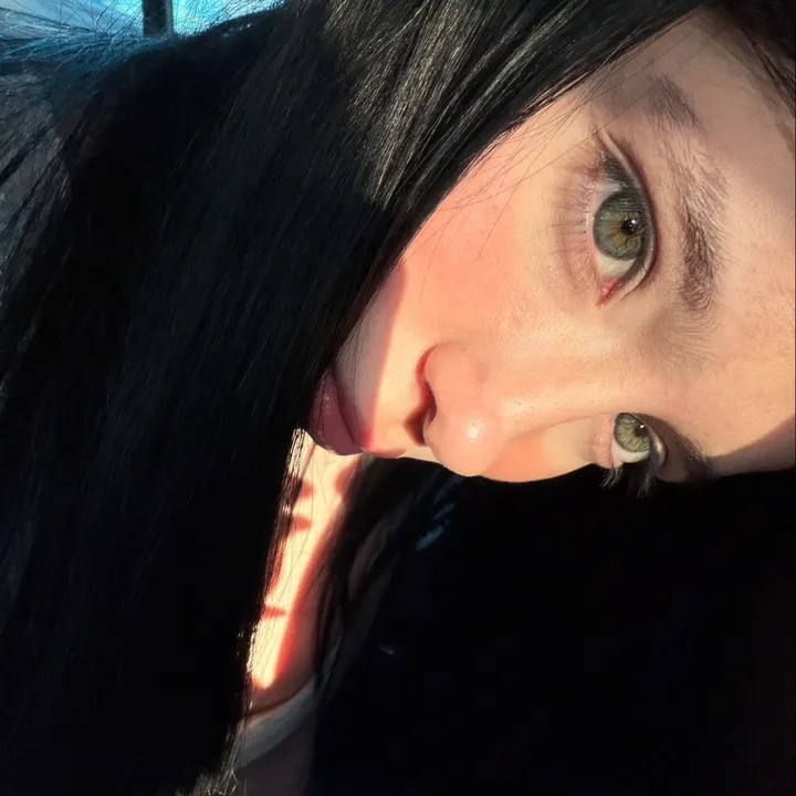 @violethiiii