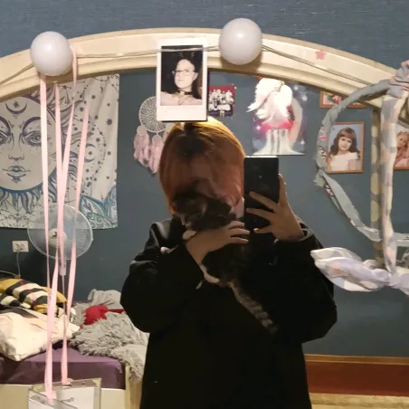 kira_olala