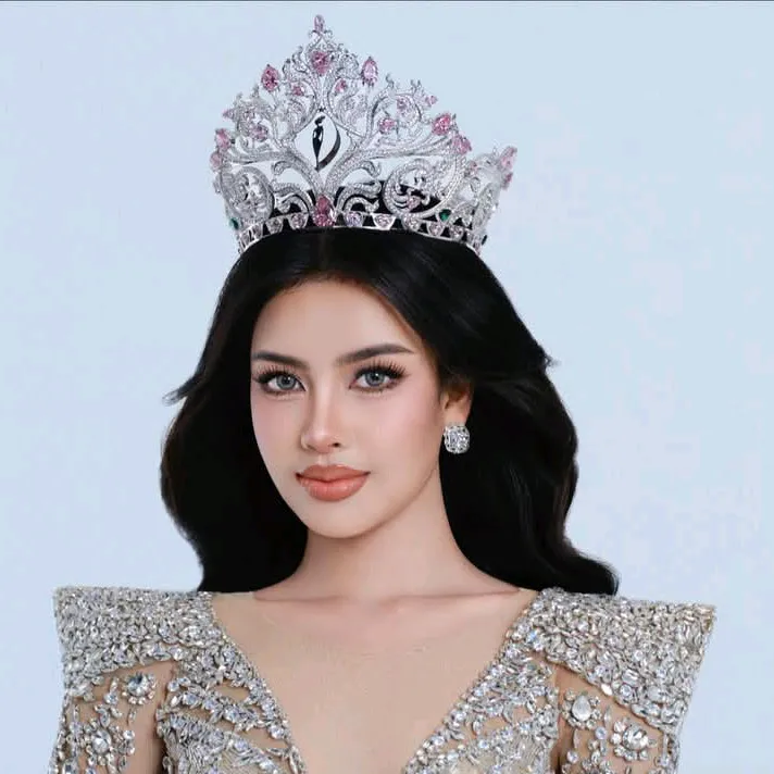 queen.cambodia5