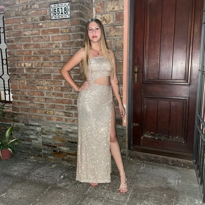 @_vickyy08