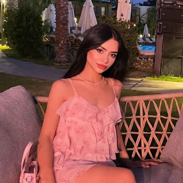 @dilaraskya