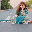 @singersoniakhanofficial