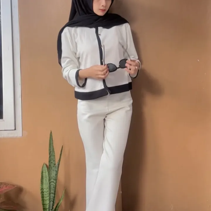 @natyaa_widyaa