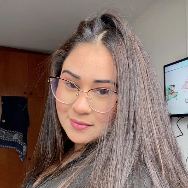 @thaissar__