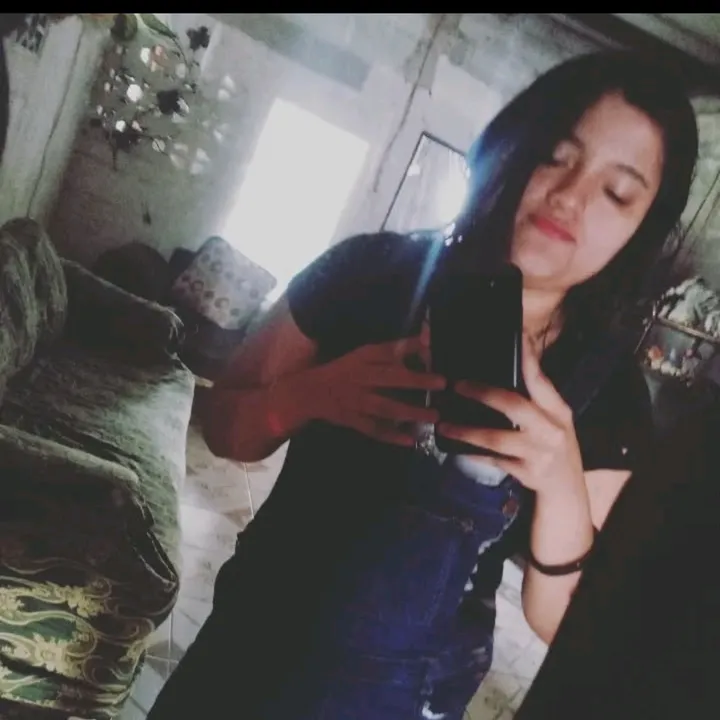 @dailyygomezr