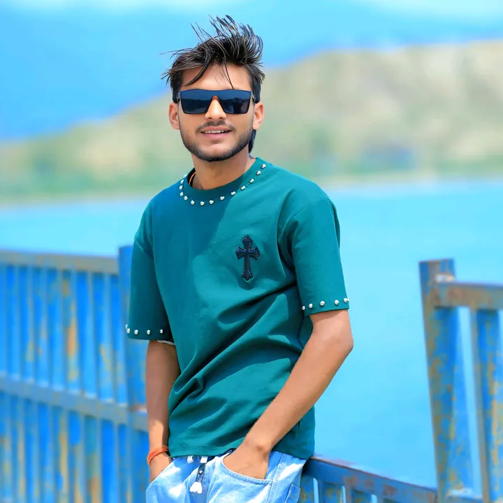 @hariom_yadav3