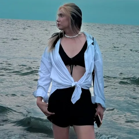 @holymeganbtch