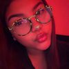 leonela_2p1