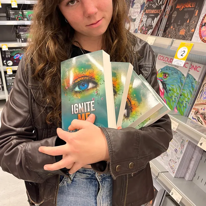 @ameliarosebooks