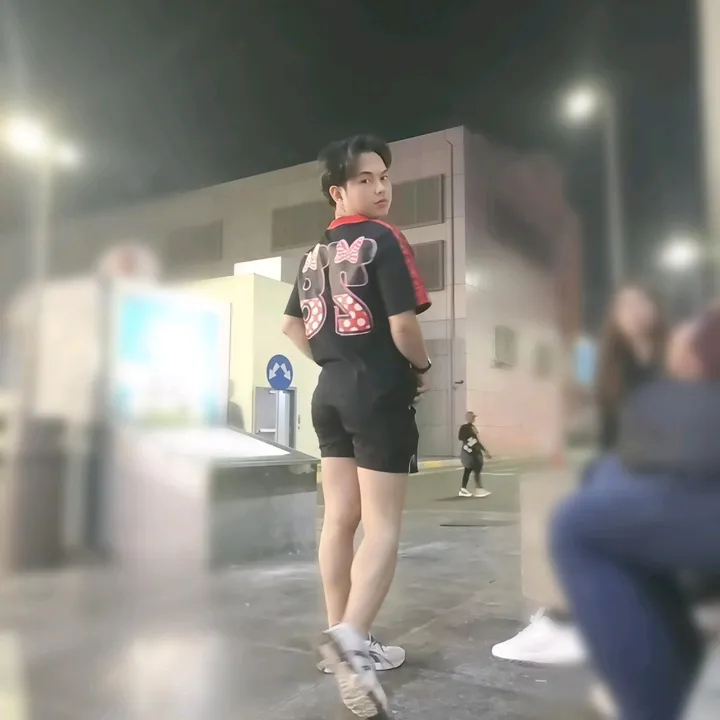 _...jm..._