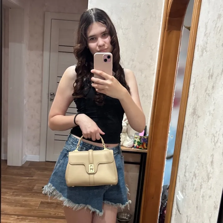 @veronica05036