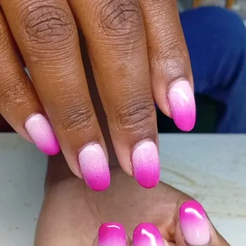 @lucy01nails254