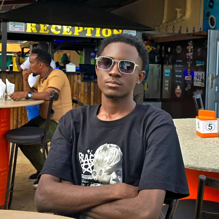 otieno_hillarie
