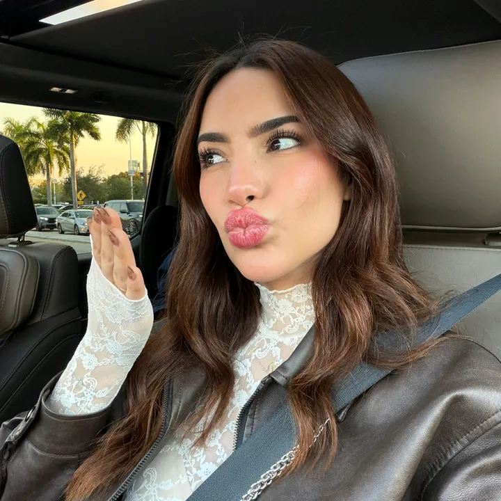 isa_loaiza13
