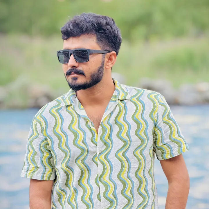 @shzoo_baloch